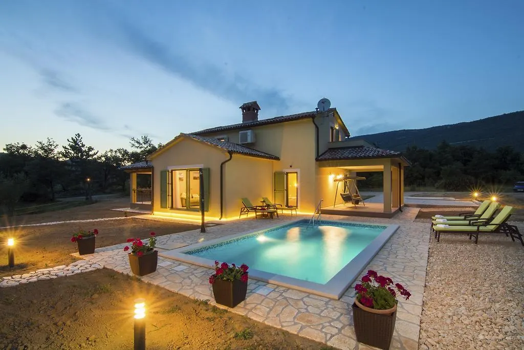 Villa Mare & Monti Istra Opatija 0*,  Croatia